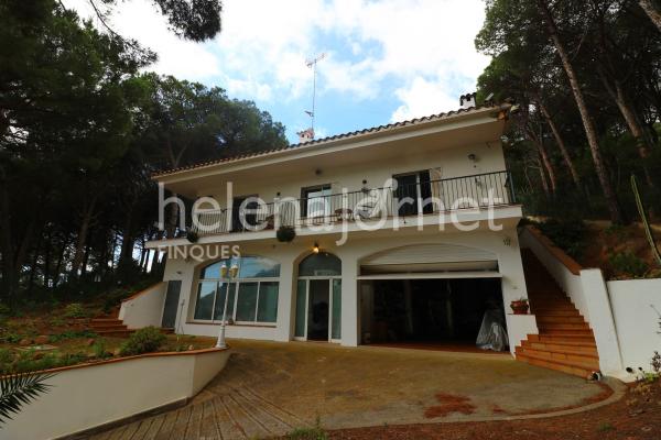 Fantastic 321 m2 house with sea views in rosamar