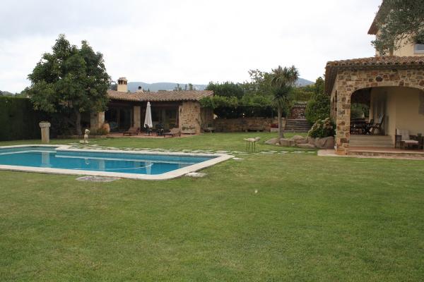 Fantástica casa en el casco antiguo de la población