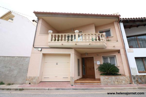 Belle maison T7 avec terrasse dans le quartier Moulin du Vent.