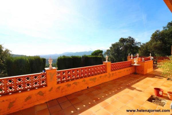 Casa amb jardí a la Roca de Malvet