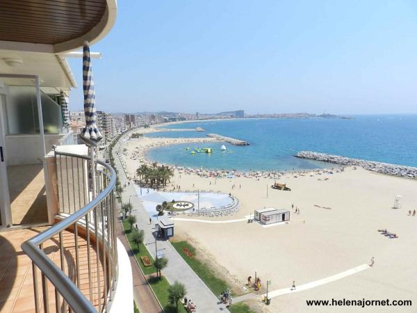 Apartment in Passeig Josep Mundet with wonderful sea views