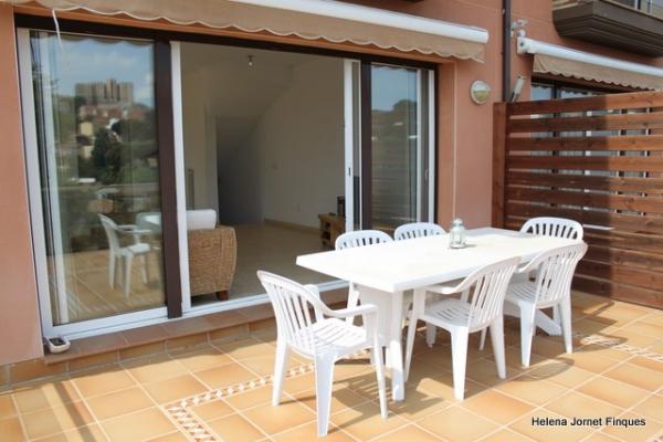 House with pool and large communal green area