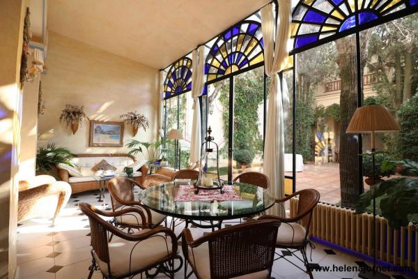 Spectacular modernist art Nouveau style house in town centre