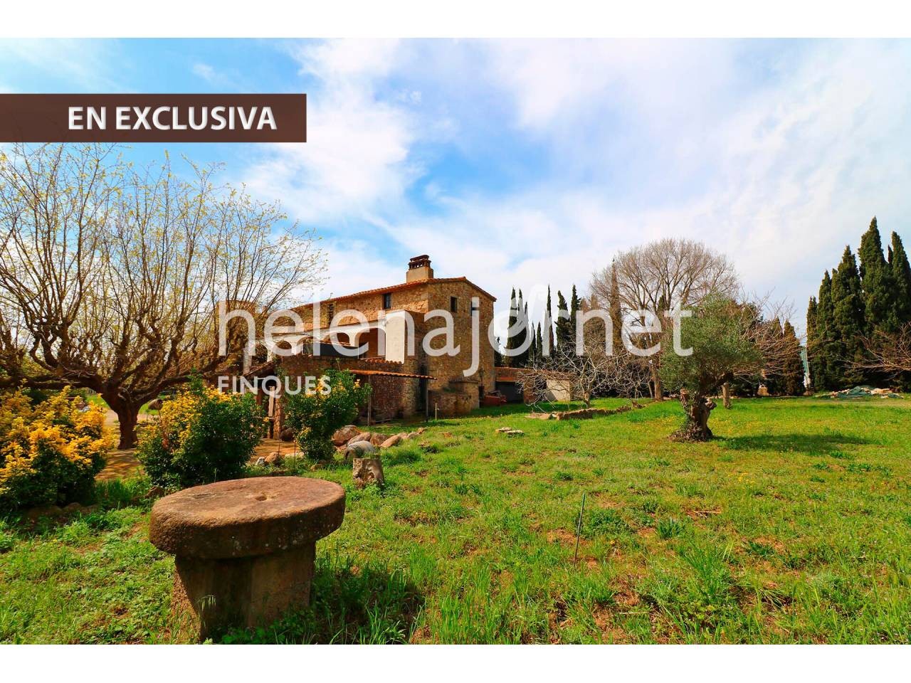 AMAZING FARM HOUSE WITH A 10.000 M2 PLOT OF LAND AND A HOTEL PROJECT IN PLATJA D’ARO - 1583